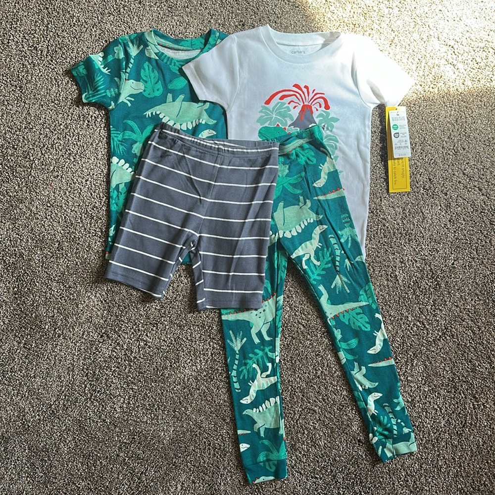 NEW! Carter’s Just One You. Toddler boys 4 piece Dino Pajama Set White/Green 5T
